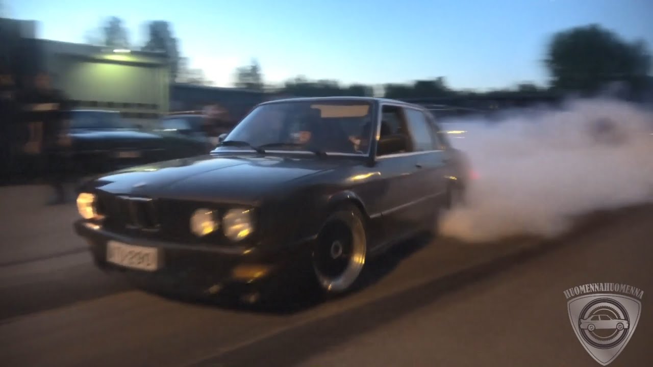BMW e28 535i Turbo. Brutal burnouts full send!