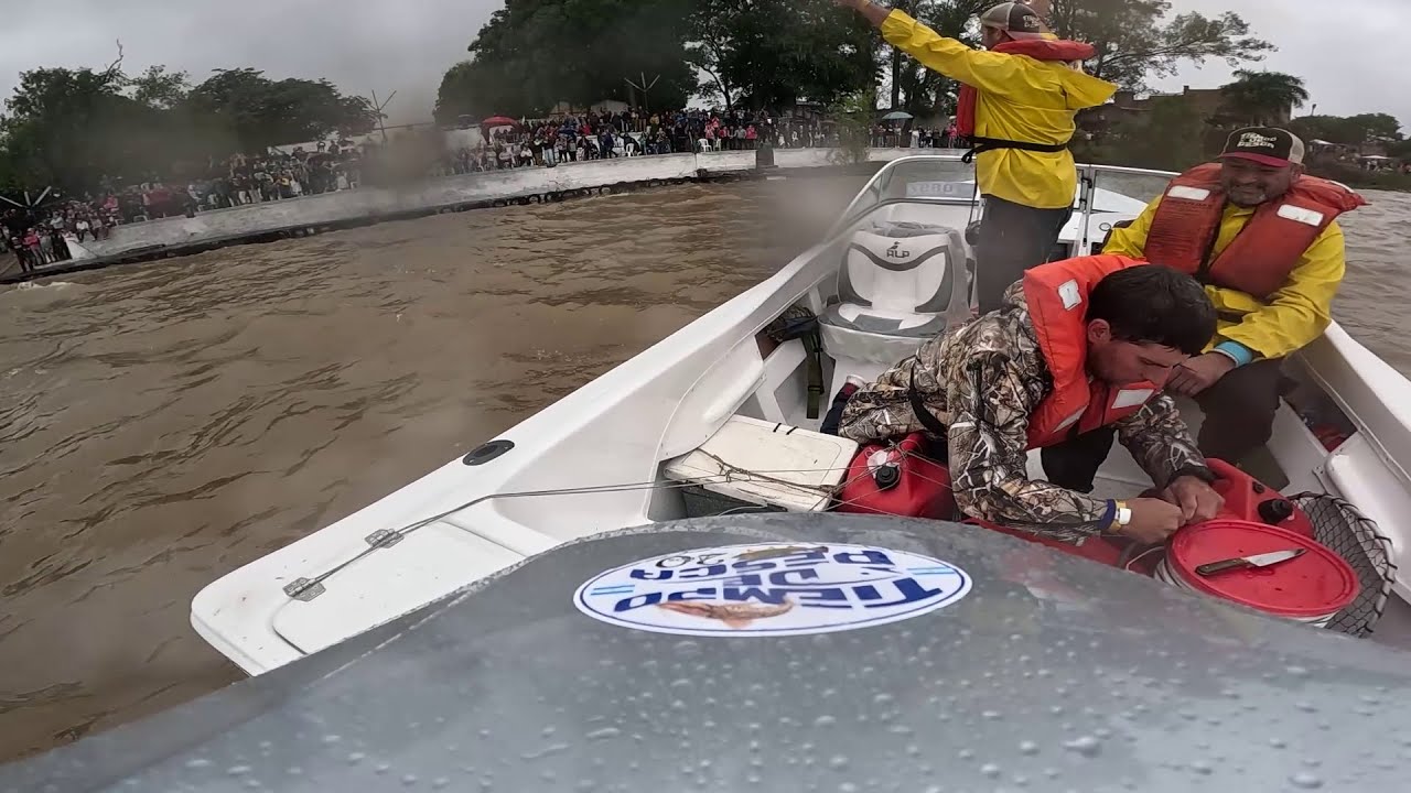 Tuvimos que “entrar a boxes”…y el amor de la gente nos levantó (Largada Fiesta Nacional del Surubí)