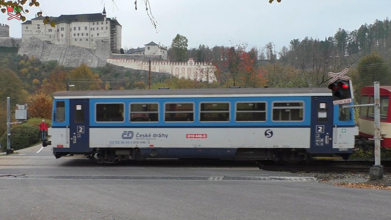 Železniční přejezd Český Šternberk zastávka [P5812] - 25.10.2024 / Czech railroad crossing