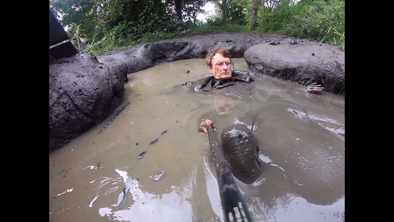 Zitten in de modder bij Outdoor Valley