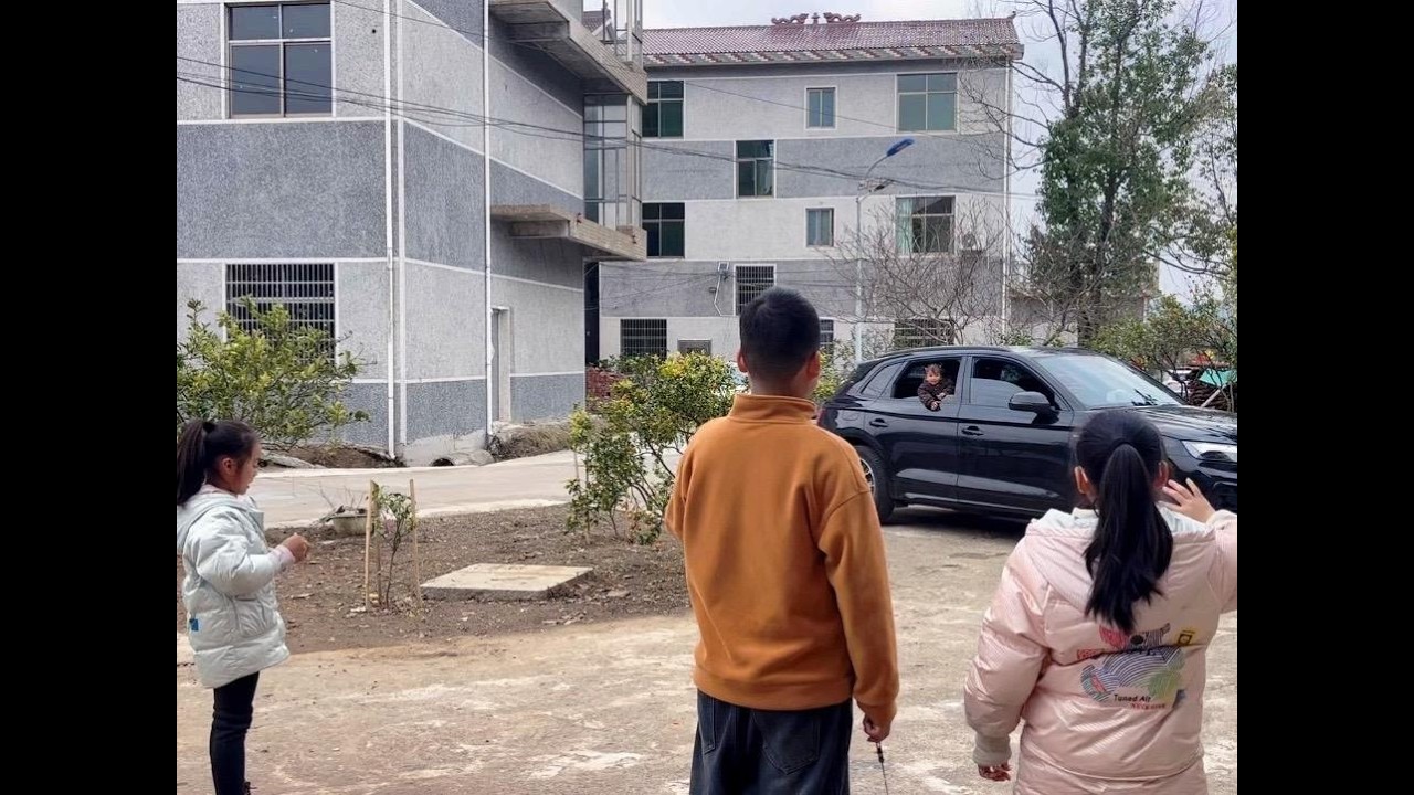 老弟他们去甘肃过年，三个孩子竟然非常欢乐，原来是有自己的计划