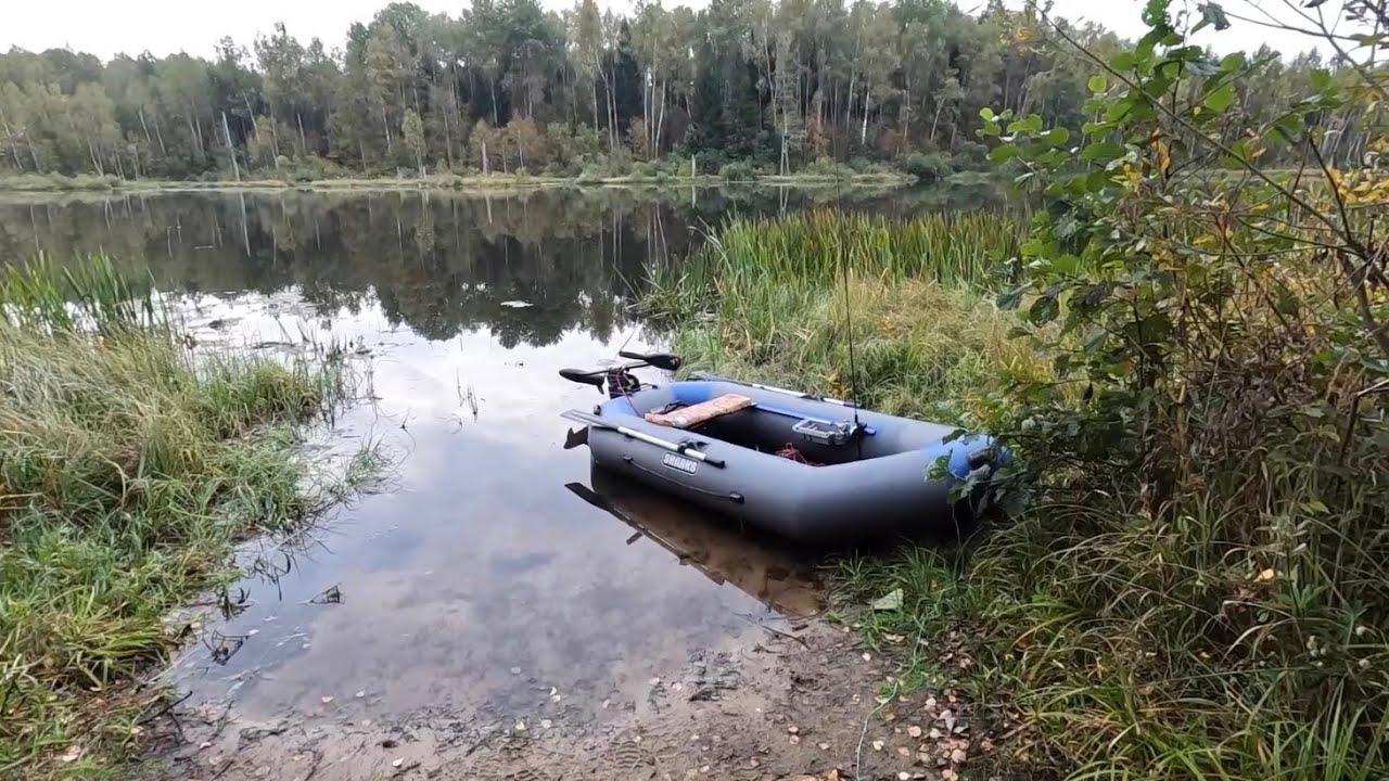 НА БОЛОТО ЗА ЩУКОЙ! Рыбалка с ЛОДКИ на СПИННИНГ! Ловля ЩУКИ на ВОБЛЕРЫ ОСЕНЬЮ!