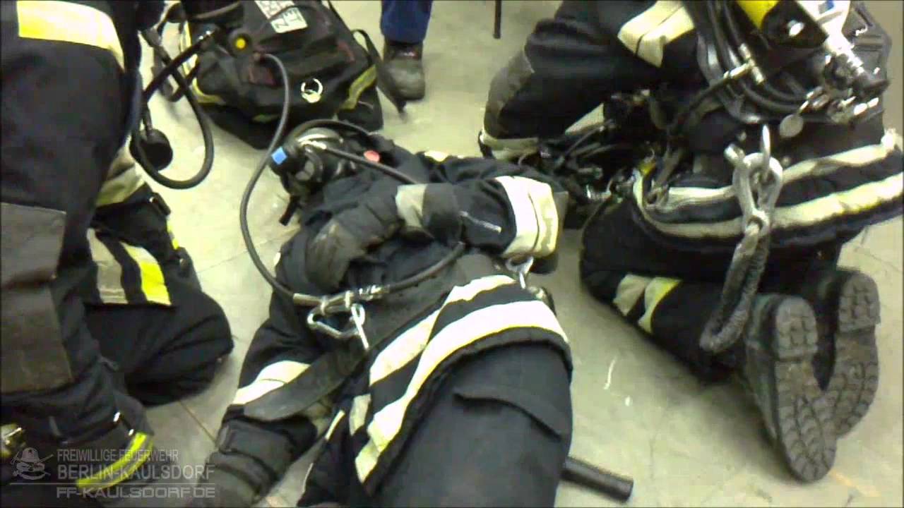 [HD] Atemschutz-Notfalltraining (ANT) 2011 FF Kaulsdorf