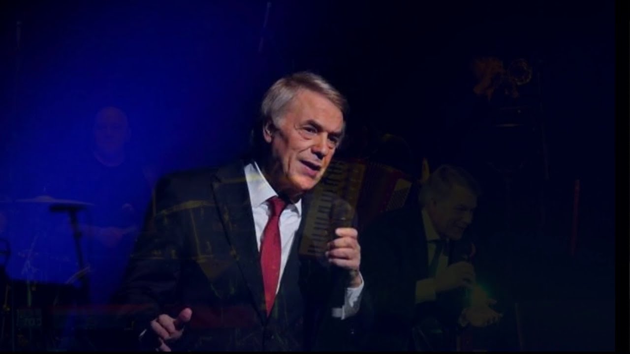 Sasso rosa sasso blu - Salvatore ADAMO