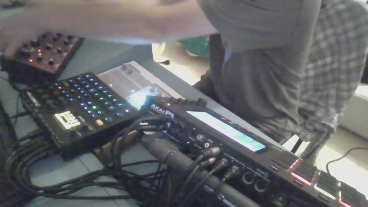 FOREST/PSYTRANCE little jam with MPC Live / Digitakt / Virus Ti / Neutron