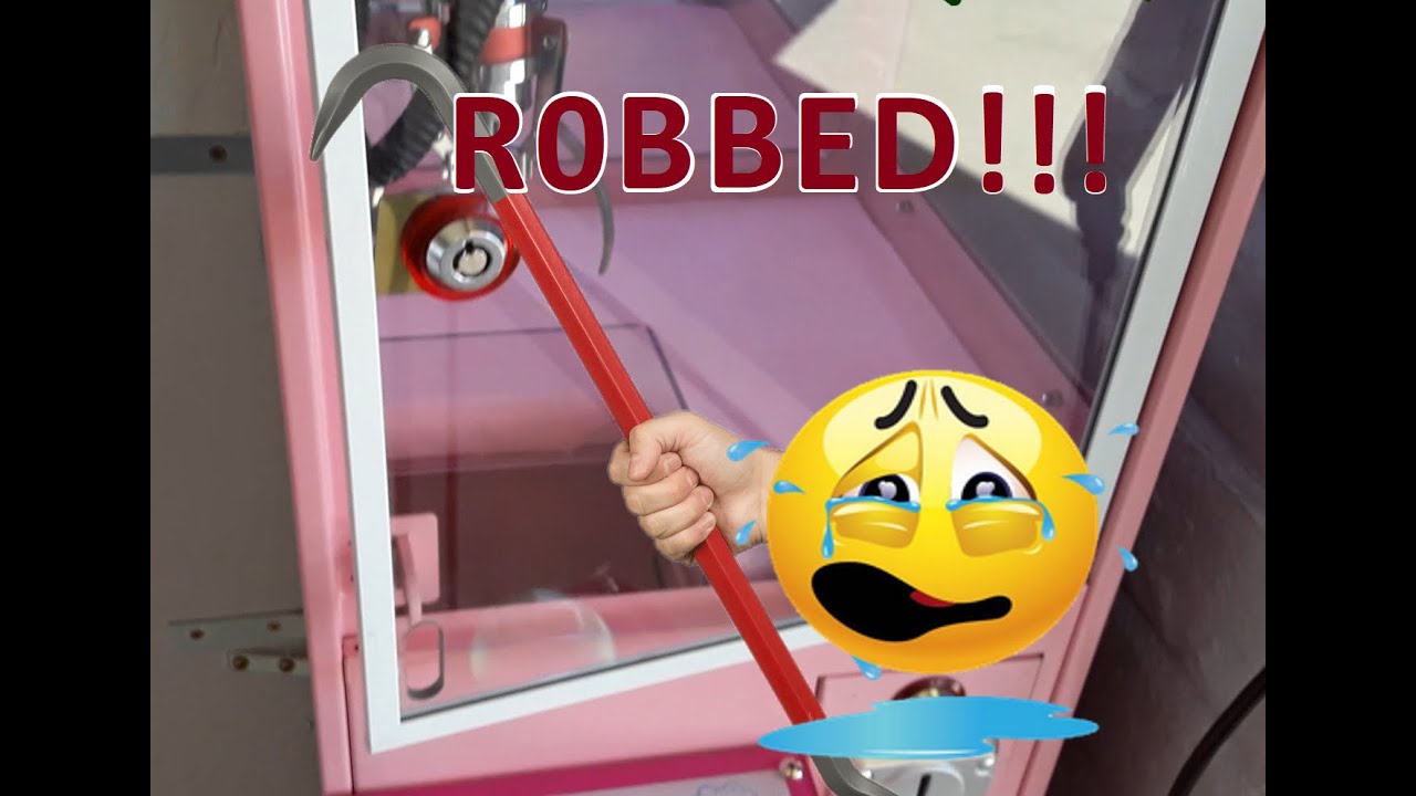 Someone Broke into my Claw machine! So howmuch did I make?