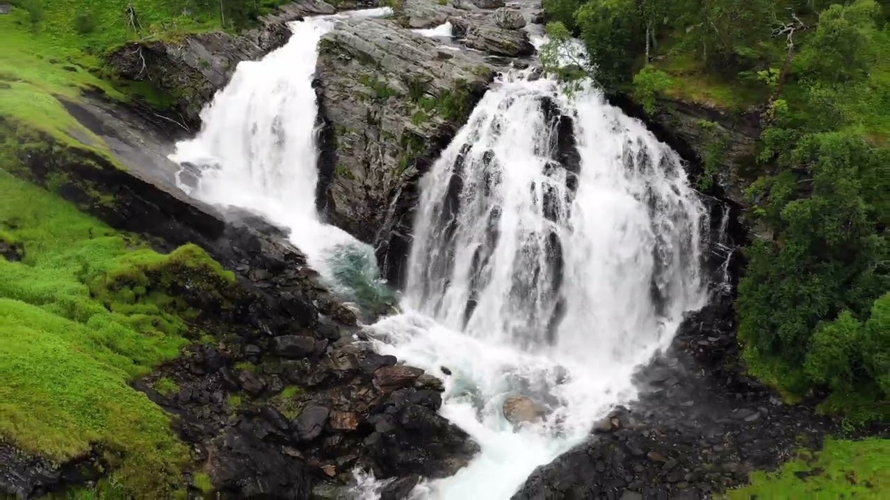 Short hike to Røykfossen with dogs, Kvænangen, Norway (+ aerial)