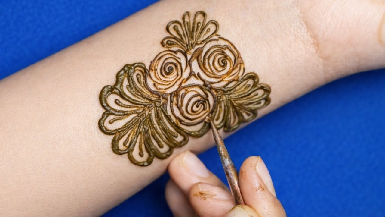 Full hend + close -up details short☘️Bridal mehndi that tells a beautiful love story 🌷#mehndi 
