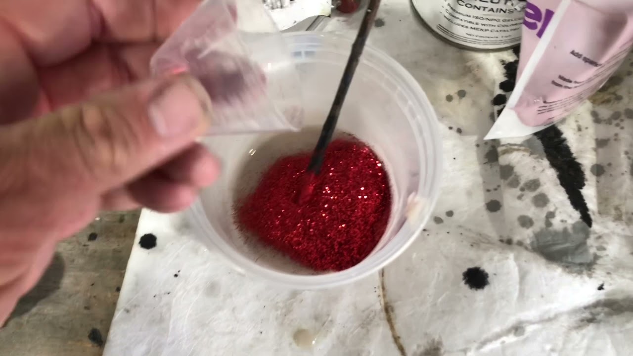 Majek Red Fish Line 18’ Rebuild Video-11 Spraying Gelcoat Flake.