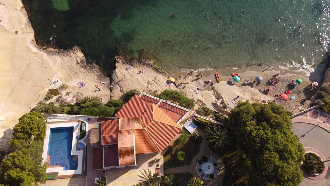 Chalet Invencible Terreros. En venta. Gran oportunidad.