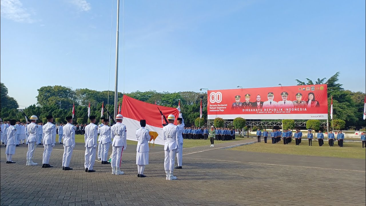 Pengibaran Sang Merah Putih | Paskibraka Kabupaten Lumajang 2025 (FULL MOMENT)