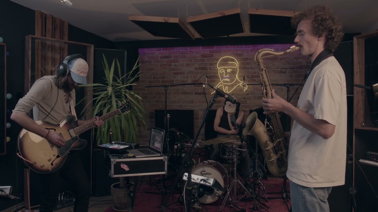 MY NAME IS POZNAŃ: SIEMA ZIEMIA – BUTAN