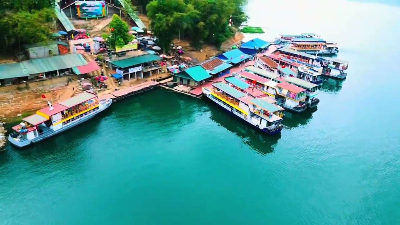 Đền Chúa Thác Bờ