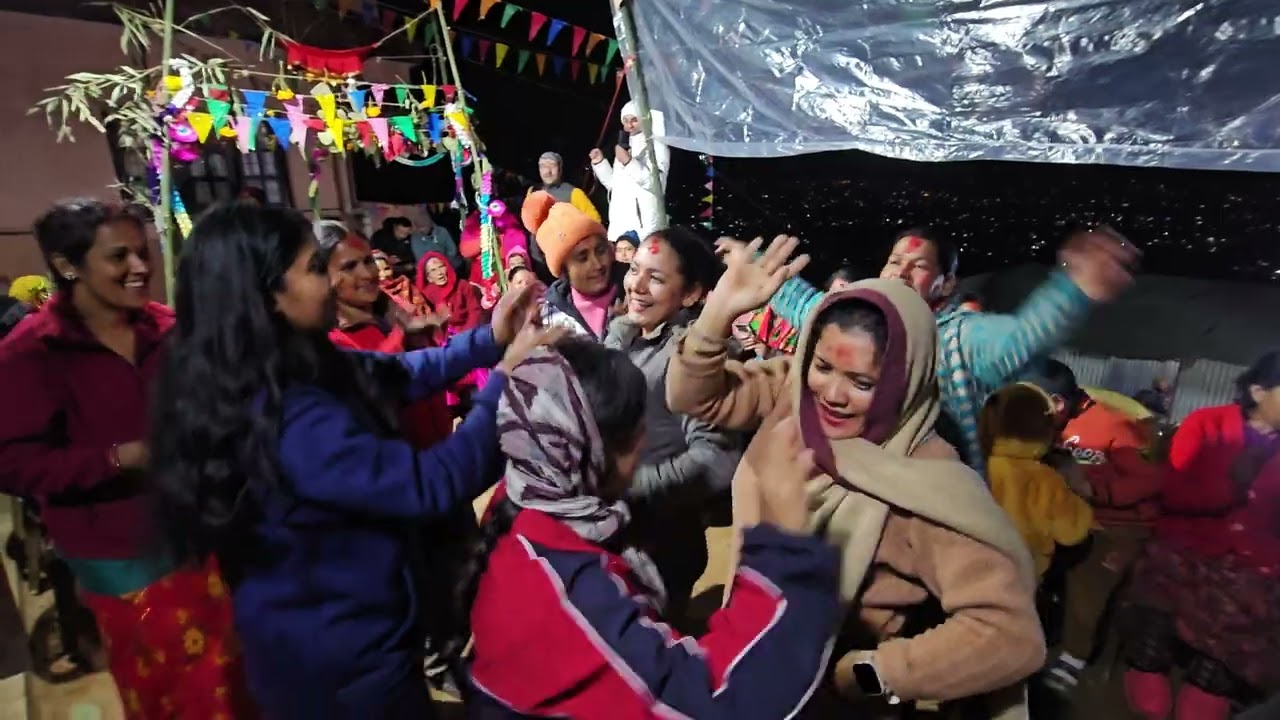 मिठो भजन घनश्याम घिमिरे हरि ॐ को स्वर सानु बाबु  उज्वल तिवारी  तबला बजाउदै सबैले हेरेर माया गरिदिनु