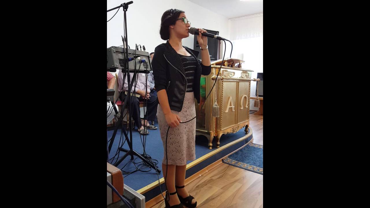 Naomi oprisan