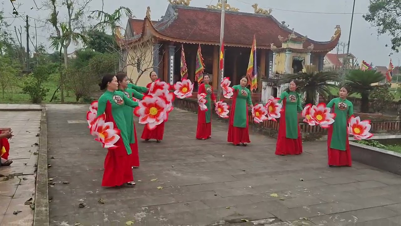 Đội văn nghệ Vân Thanh Bắc hưởng ứng ngày Quốc Tế PN 8/3