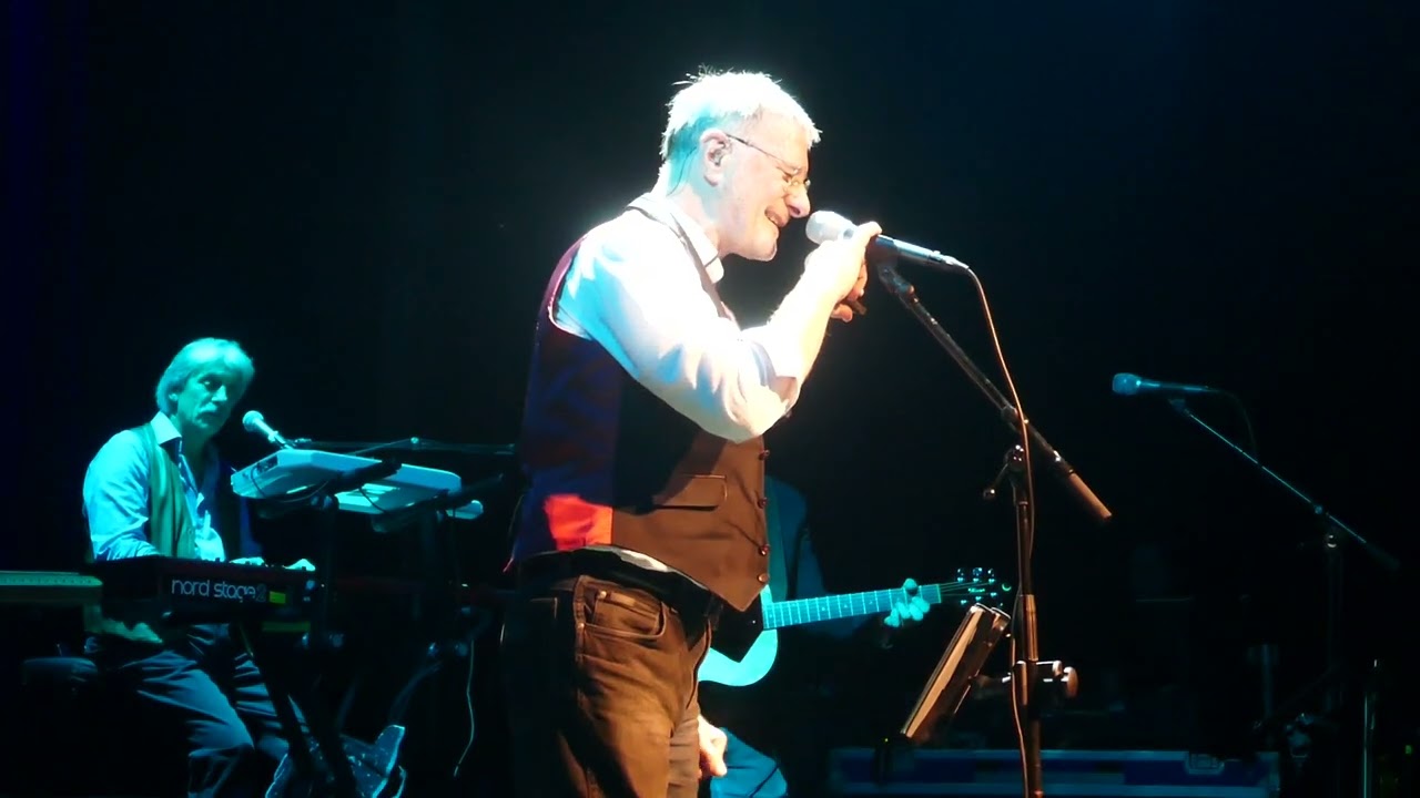 Steve Harley & CR  – ‘Tumbling down’ – live 2017 – Thu. the 9th of nov. 2017 – Q Factory, Amsterdam