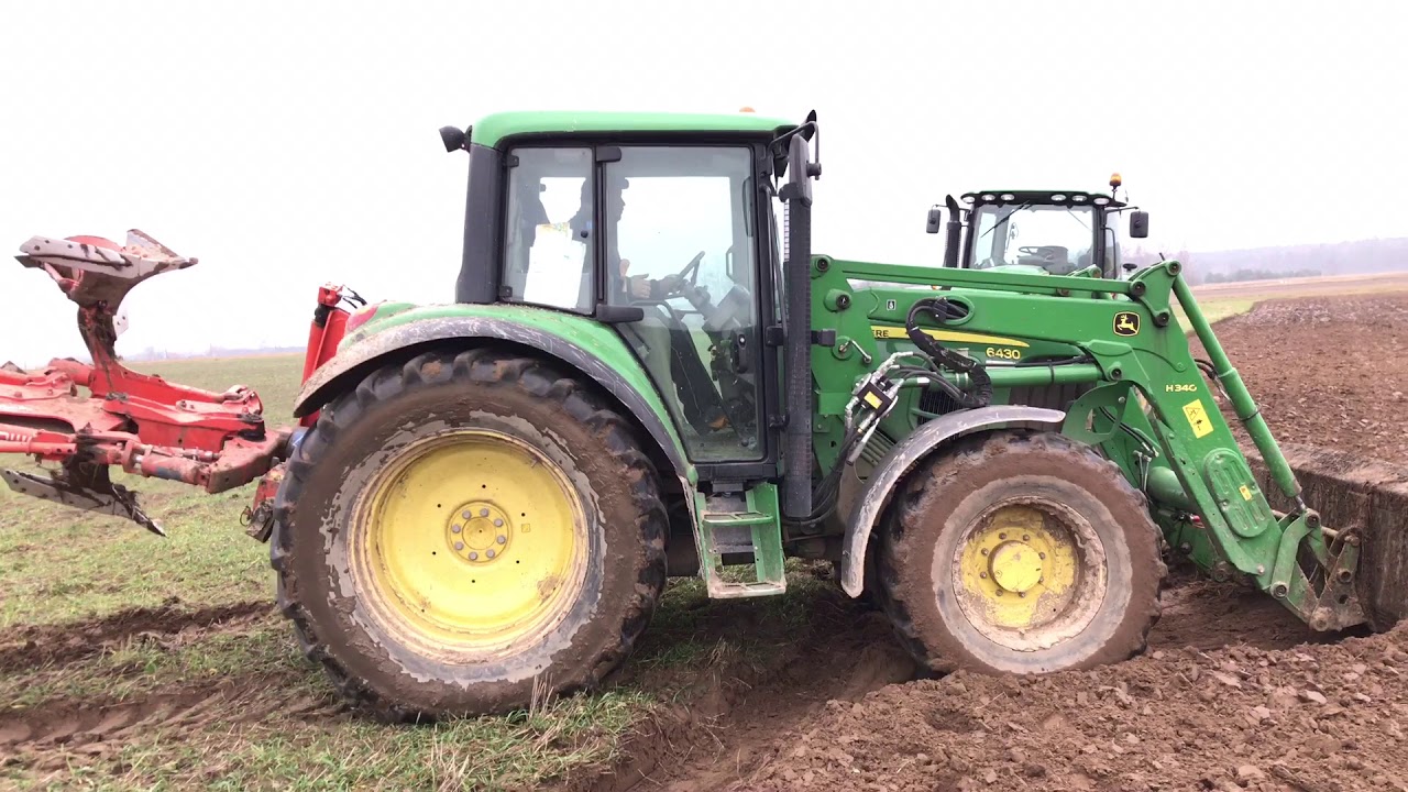 john deere dostaje kamien