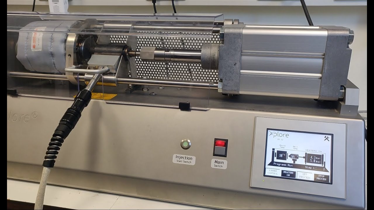 Using an IM 12 micro injector with a Xplore micro compounder