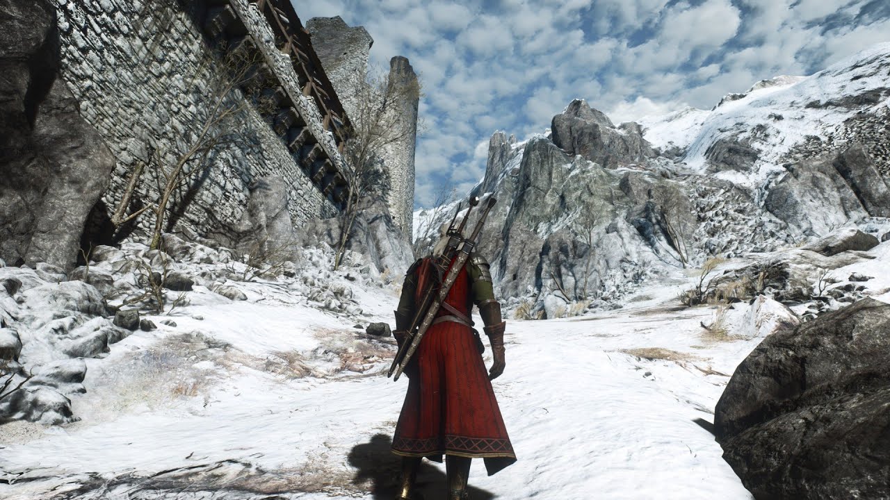 I almost missed this hidden path behind the fortress