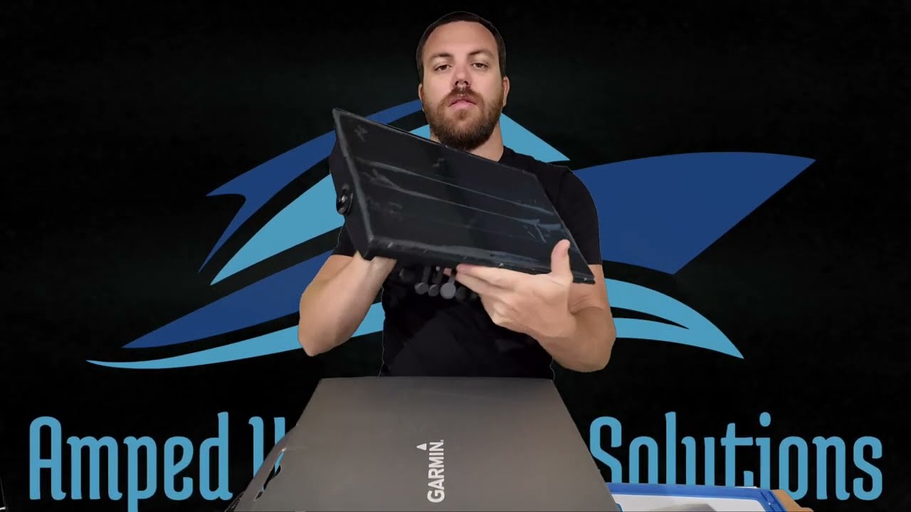Garmin GPSmap 8616xsv Unboxing
