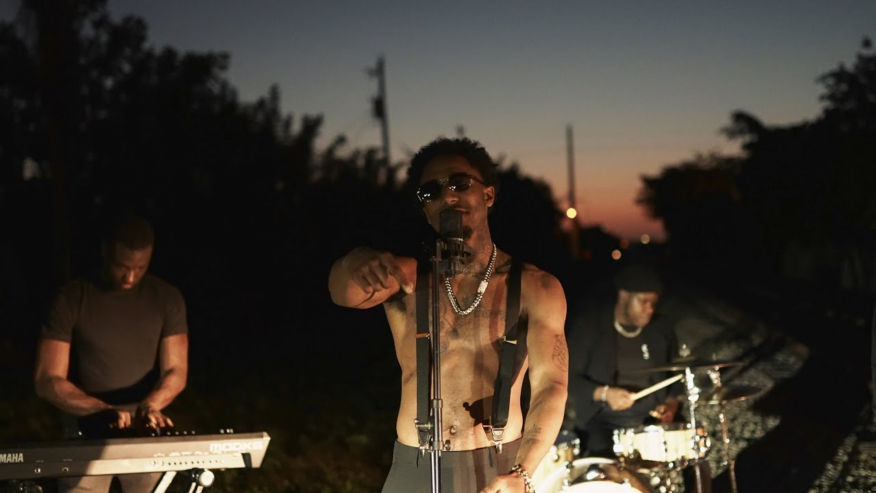 Loe Shimmy - Dying Inside  (Live Performance)