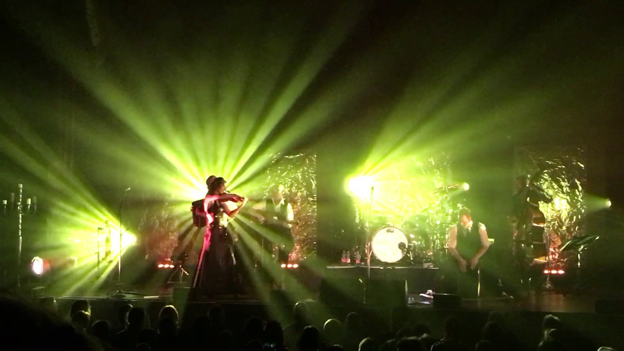Schandmaul - Sonnenstrahl (live in Hannover am 5.12.2015)
