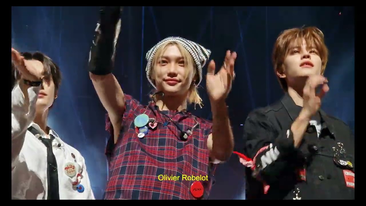 Music Bank in Paris - Ending Credits - La Défense  Arena | Fancam