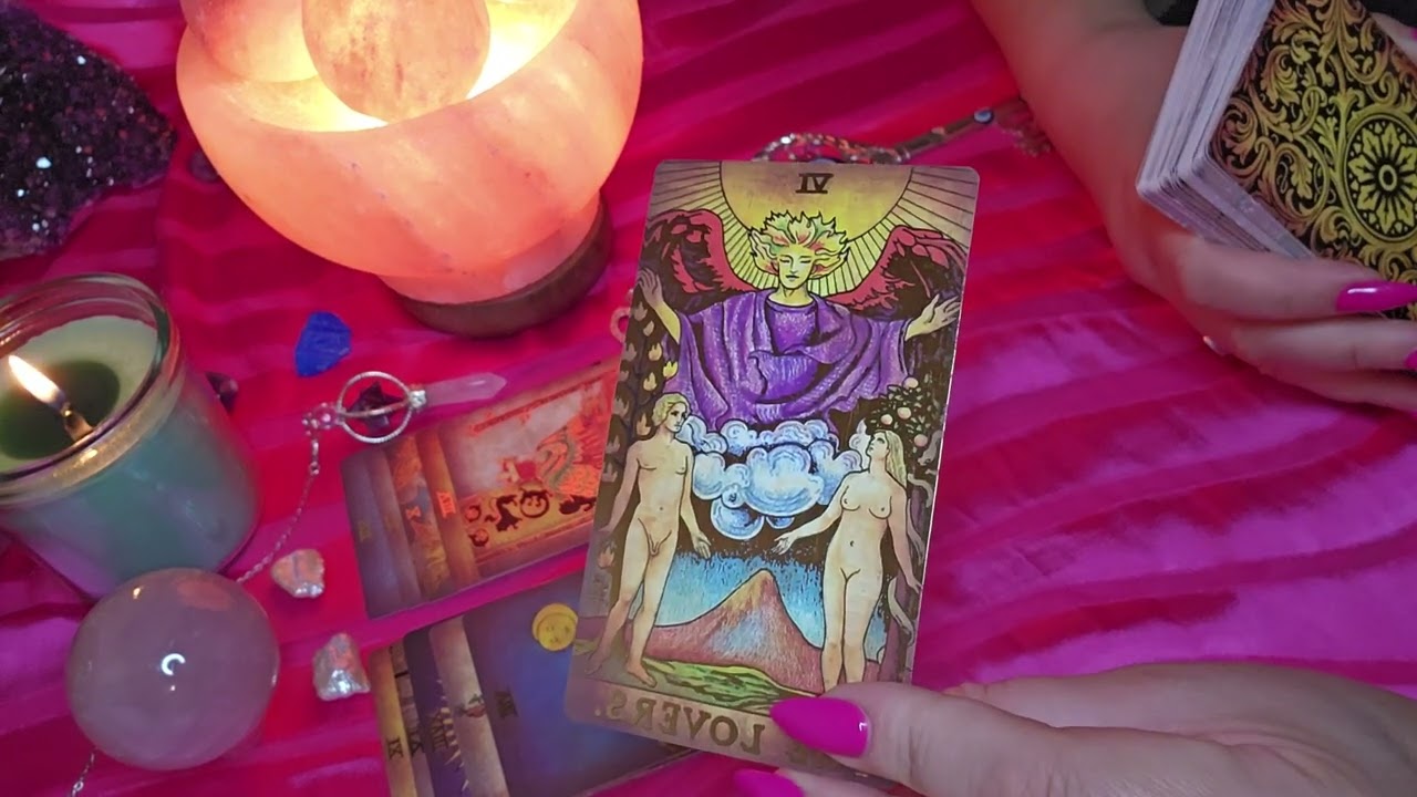 עם מה הוא נלחם עם עצמו ?? מה מציק לו ?!