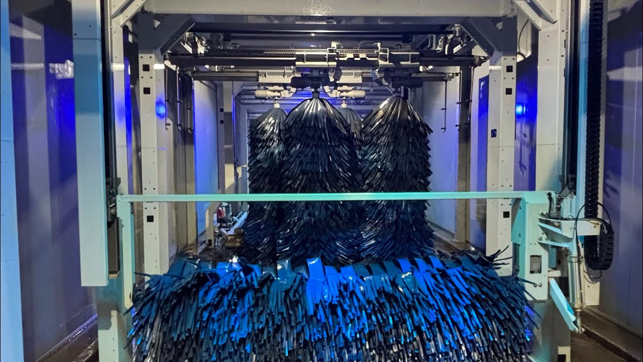 Washtec SofLine 2 Tunnel of “Noaoil Stazione di Servizio di Noale”