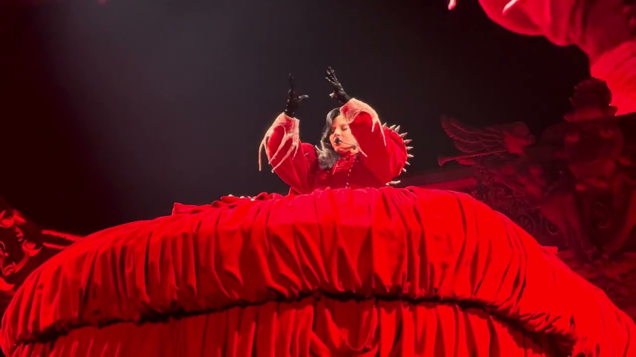 Lady Gaga 4K Bloody Mary + Abracadabra + Judas live Paris 17.11.25