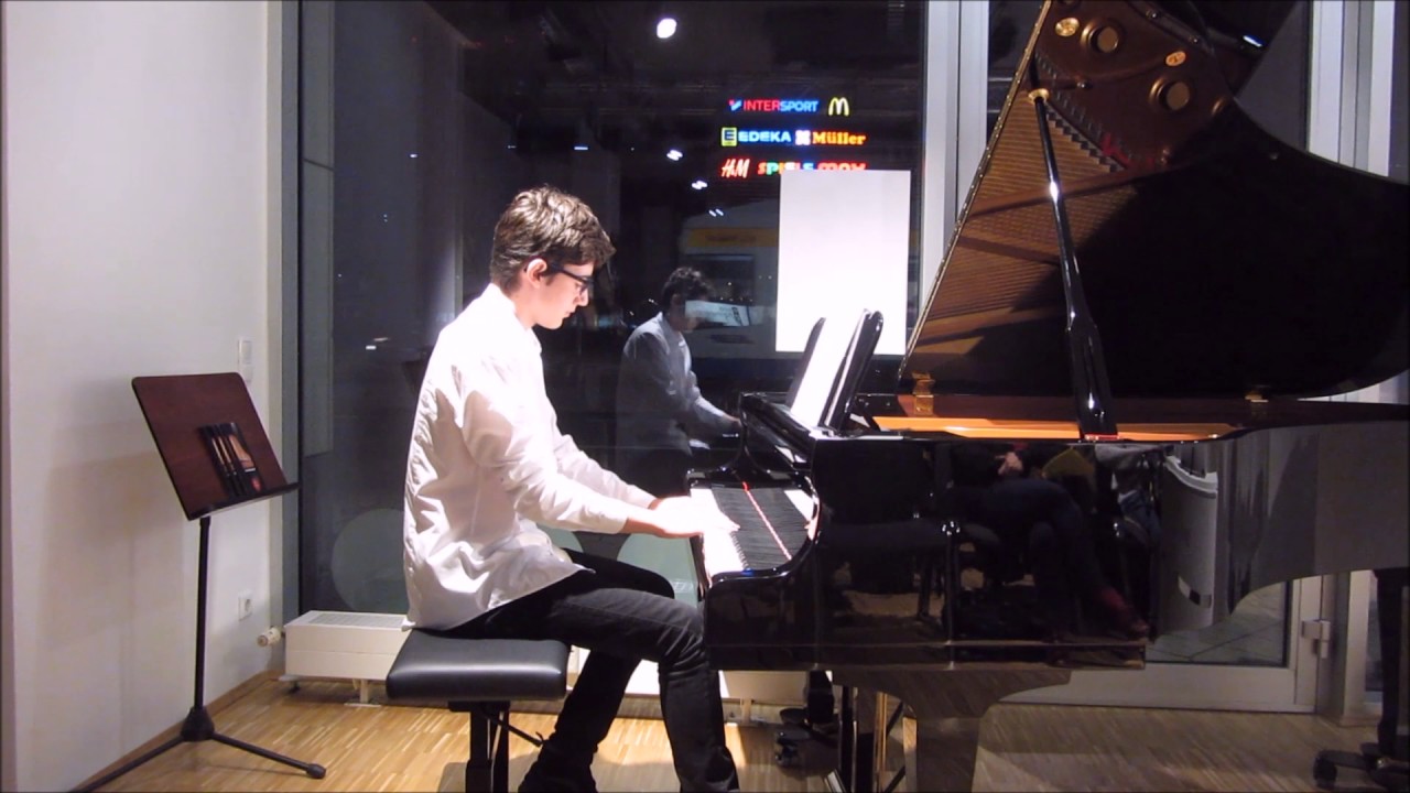 Daniel Hellbach. Mistery aus Easypop 2