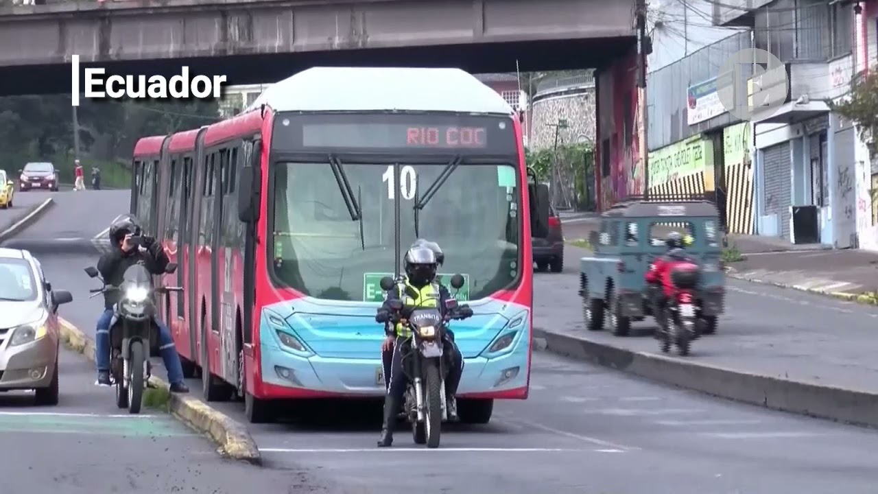 La violencia en Quito marca una jornada de protesta contra el presidente de Ecuador