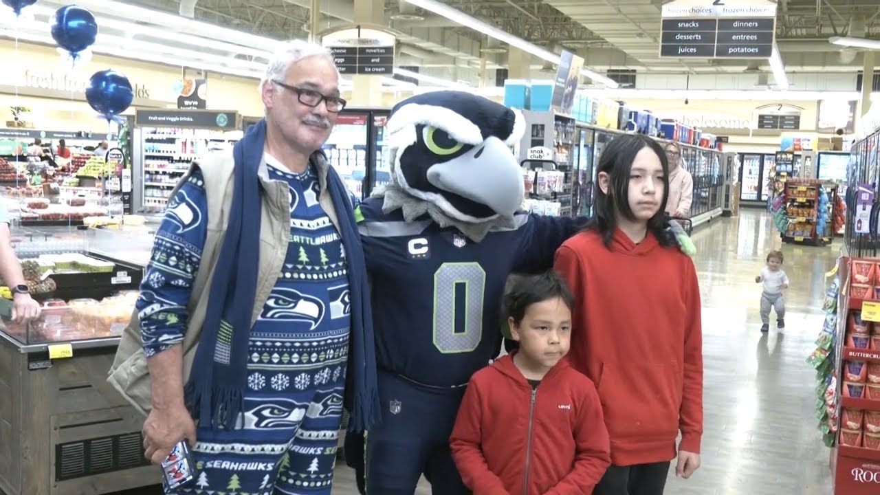 Seattle Seahawks, Mascot Blitz in Town for the Annual Kicks 4 Kids Event