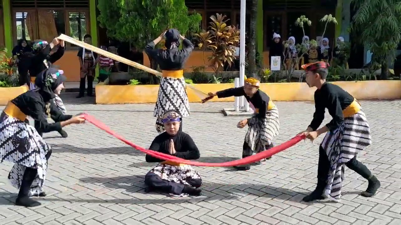 Tari Kreasi Nusantara Indah By Ayu, Aisya, Salsabila, Hanif, Rangga & Lucky