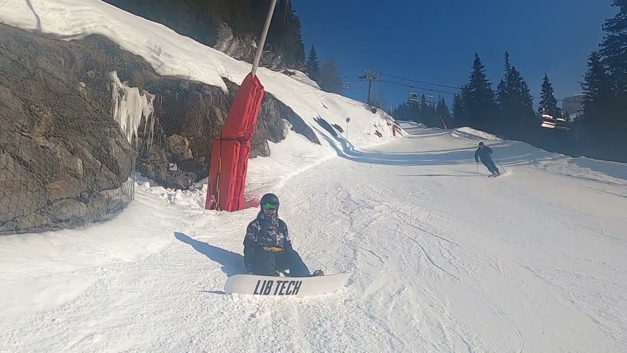 Flaine - GoPro HD POV skiing blue run called iolite followed by red run Almandine - March 2022