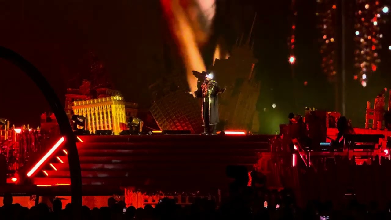The Weeknd – Heartless (Live at Hard Rock Stadium, Miami – August 15, 2025)