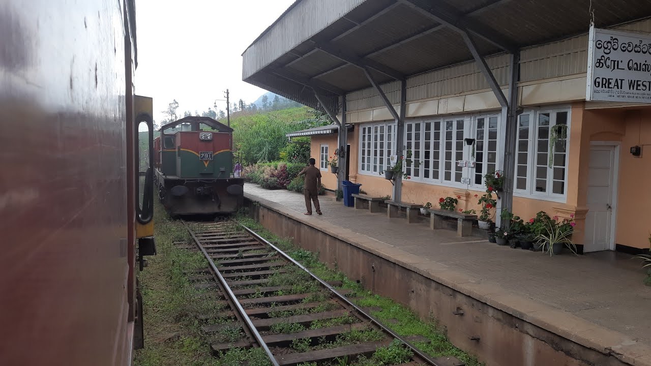 Colombo Fort to Badulla Express train in action at Great Western Railway Station