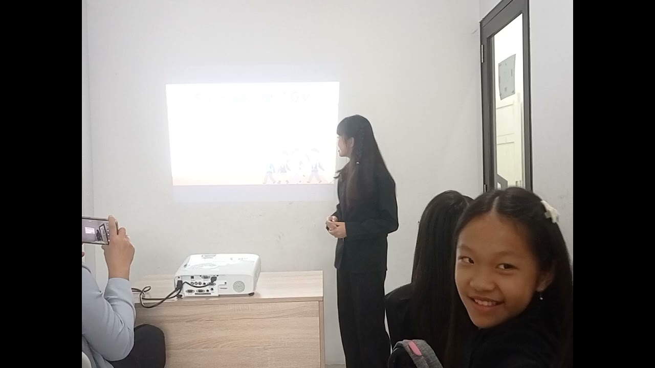 CAROL (EDINBURGH CLASS): PUBLIC SPEAKING-MY ENGLISH JOURNEY AT TGV