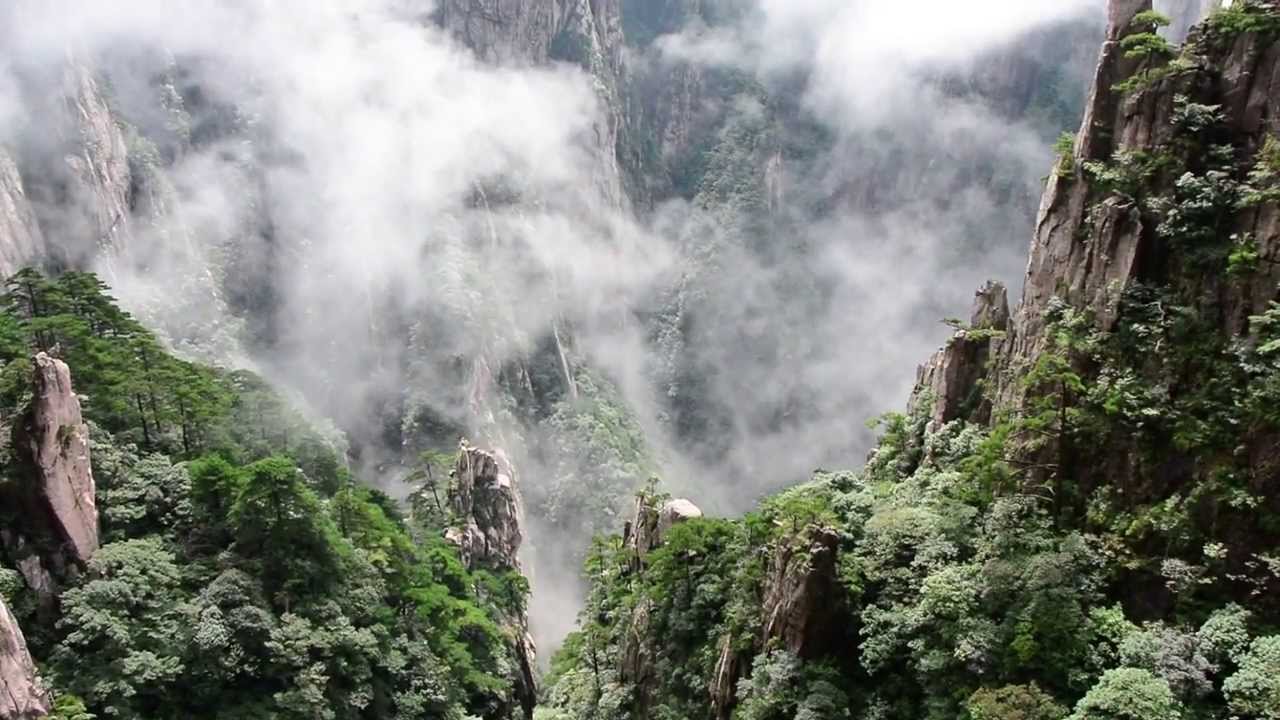 Huangshan in its Glory (黄山 - Yellow Mountain) - The most beautiful mountain