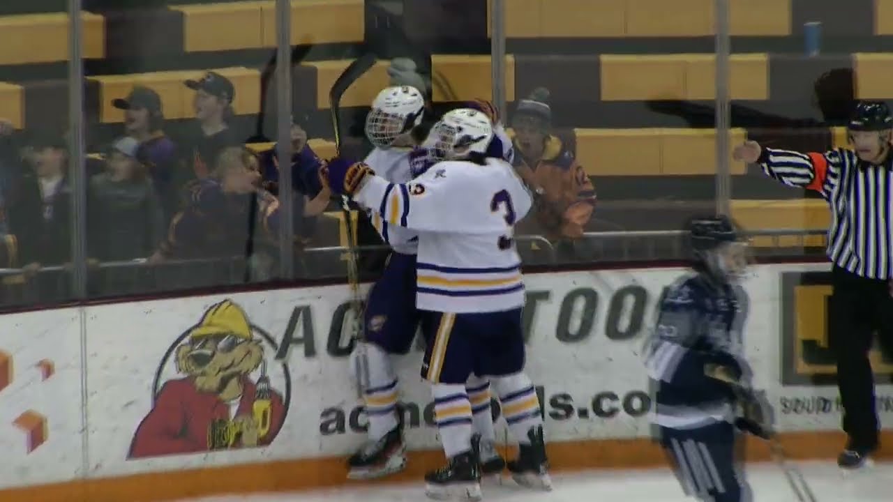 Section 7A Semifinals: Cloquet-Esko-Carlton vs Hibbing-Chisholm