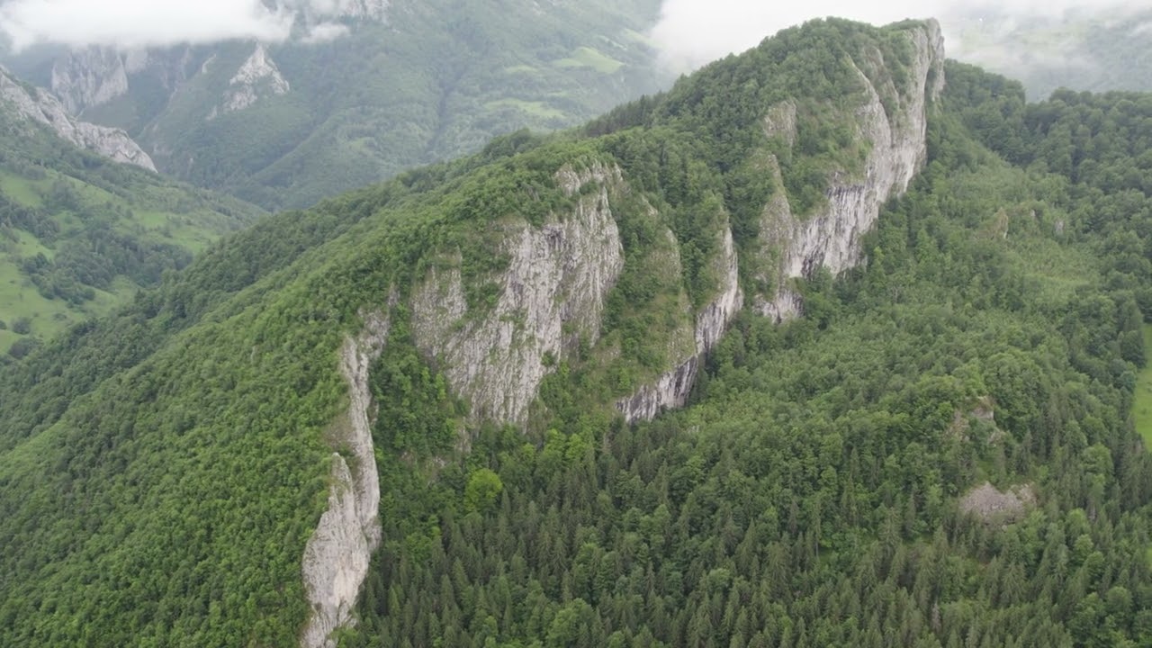 RAMETULUI GORGES (from above) 4K