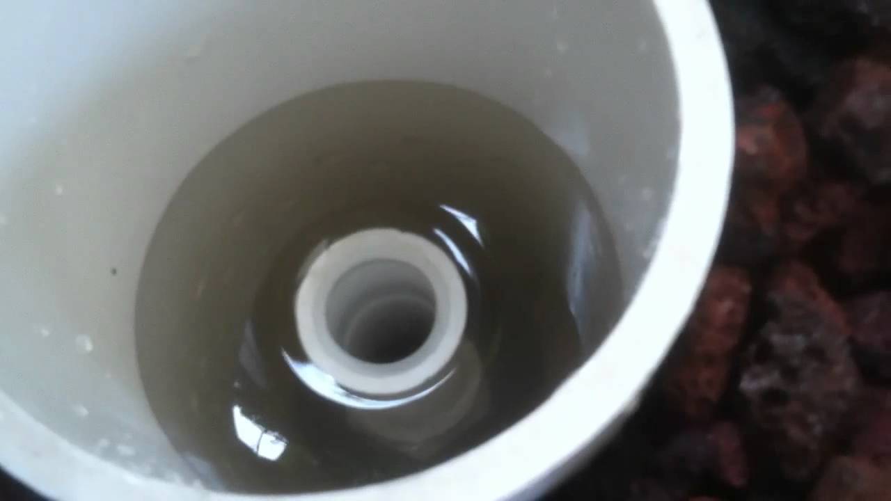 Ebb & Flow w/ Bell Siphon Hydroponics Grow Bed Video 2