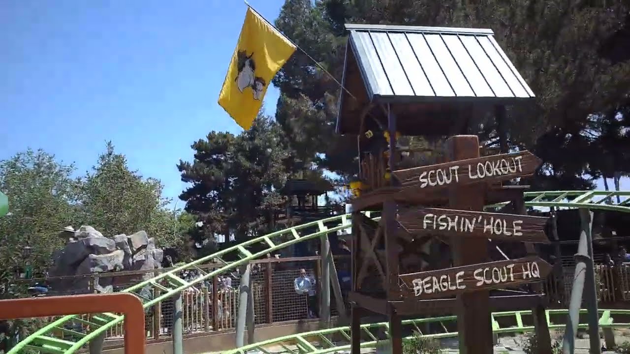 Snoopy’s Tenderpaw Twister Coaster POV