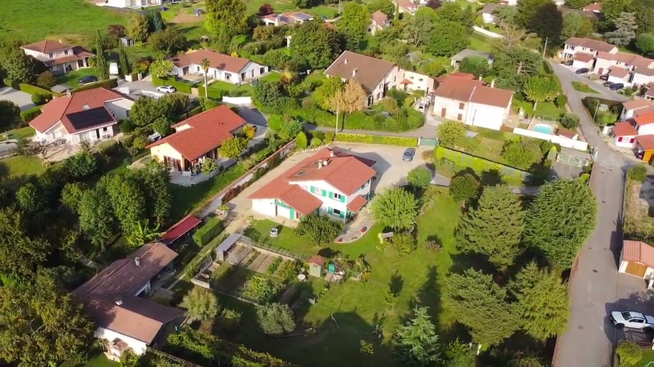 A vendre ST Jean de Moirans Maison de Jean-Claude et Mireille