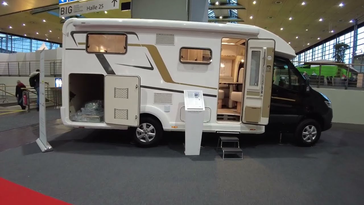 7m Luxury camper 2023 EURAMOBIL Profila 676