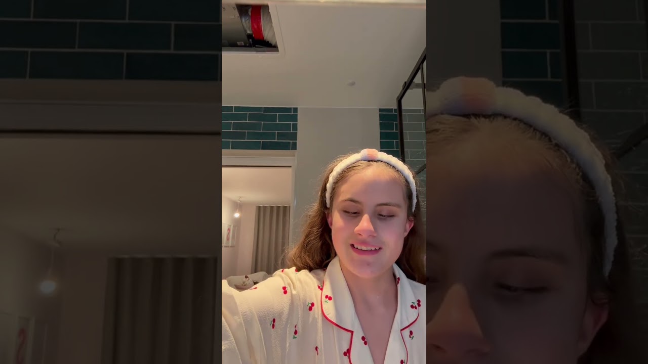 Day one of  vlogmass ￼￼