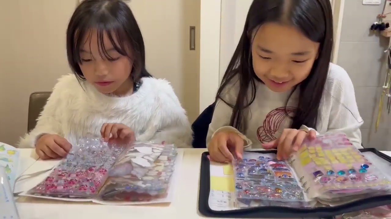 第二回！仲良しすーちゃんとシール交換！5分間で果たして何枚いける？
