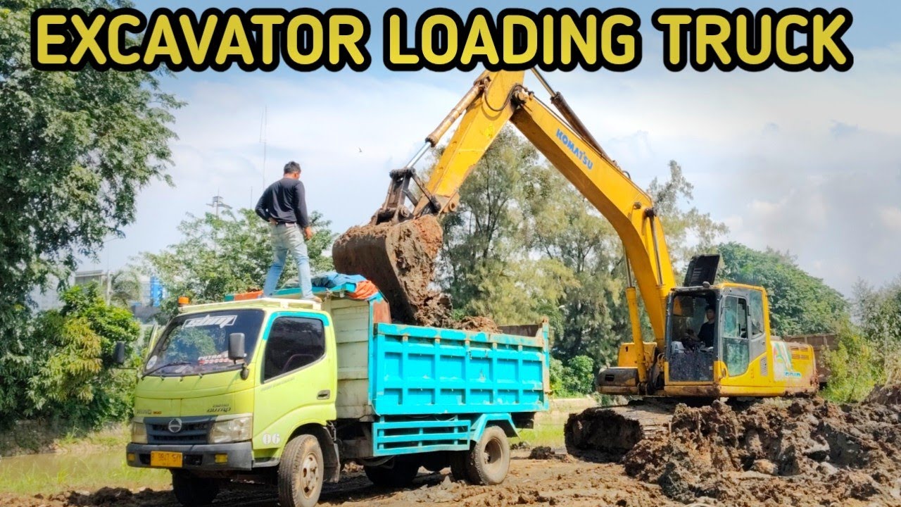 PROSES PEMINDAHAN LUMPUR HASIL GALIAN NORMALISASI KALI BEKASI MENUJU DISPOSAL AREA #excavator