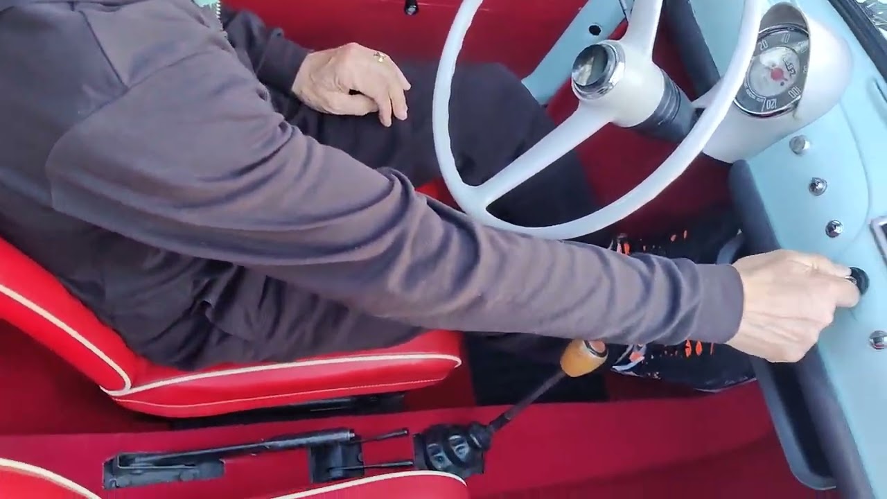 1967 Fiat 500 F | walk around, cold start, blinkers and lights
